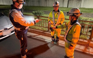 営業所パトロール 国道2号線下り線追越車線規制（西宮営業所）