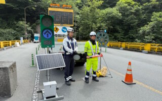 営業所パトロール 国道140号線上下線片側交互通行規制（甲府営業所）