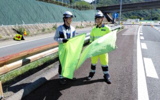 所長パトロール 中央自動車道上り線車線規制（大月営業所）