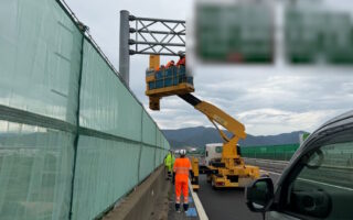 営業所パトロール 長野自動車道下り線走行車線規制（松本営業所）