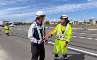 安全課パトロール 国道12号上り線走行車線規制（札幌営業所）